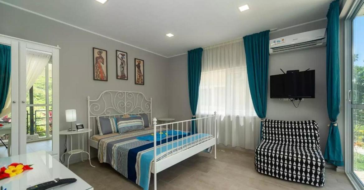 Takamakasky Villas 外观 照片
